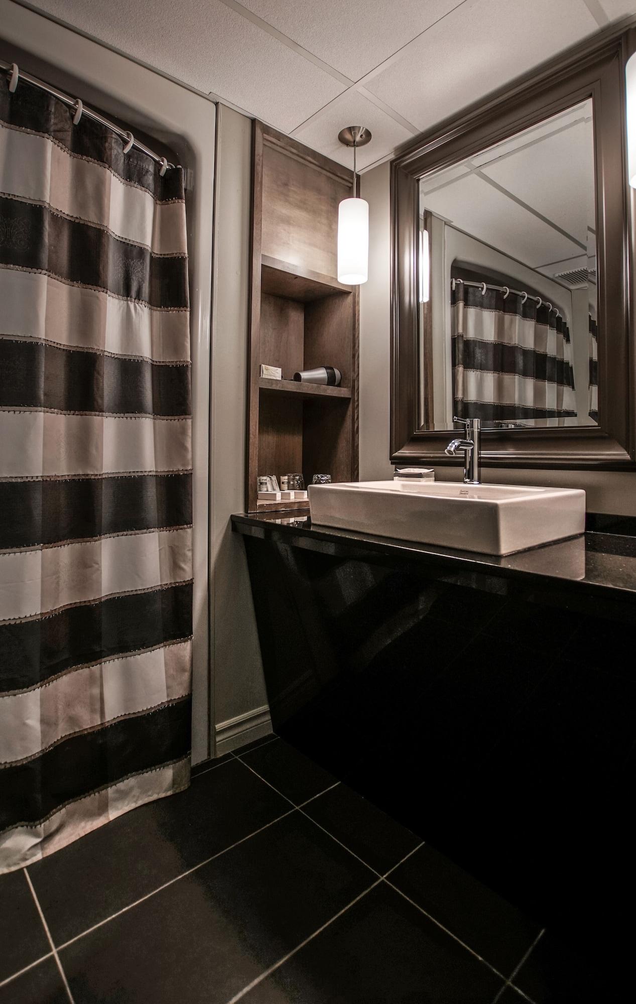 Auberge Godefroy Becancour ภายนอก รูปภาพ