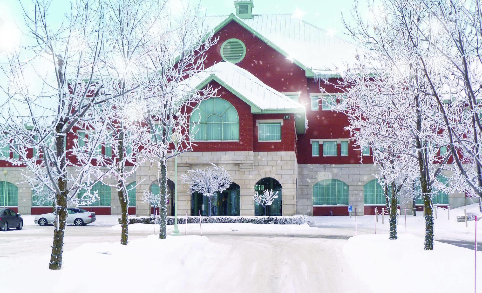 Auberge Godefroy Becancour ภายนอก รูปภาพ