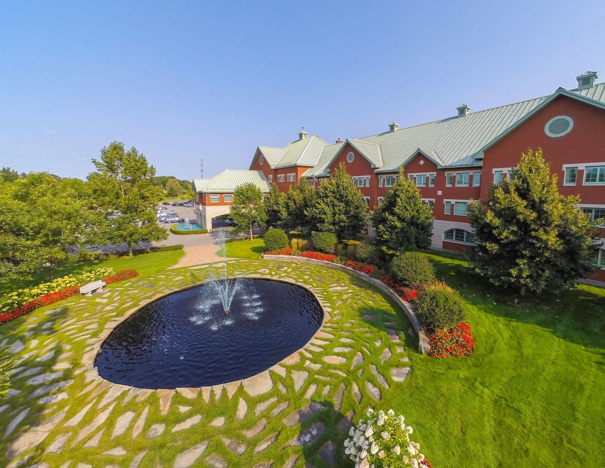 Auberge Godefroy Becancour ภายนอก รูปภาพ