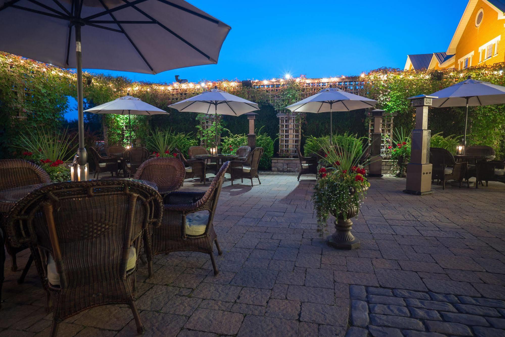 Auberge Godefroy Becancour ภายนอก รูปภาพ